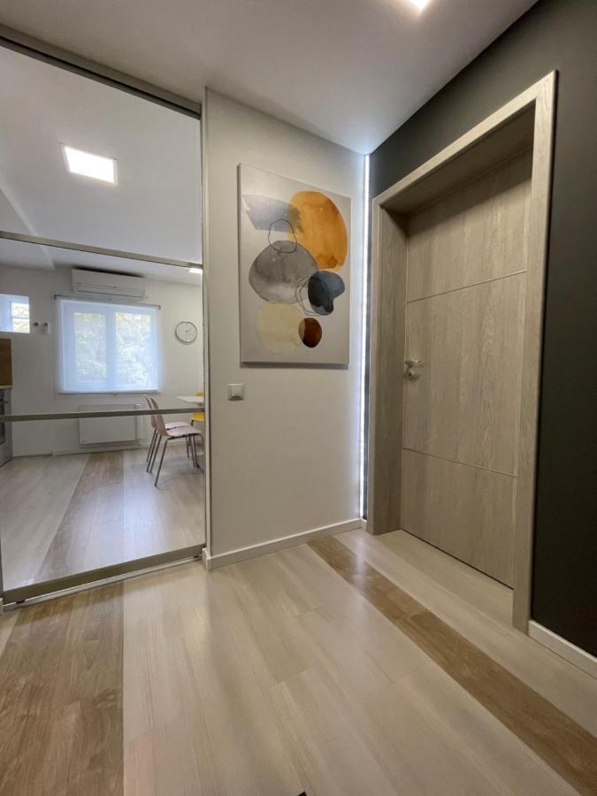 Start Apartments 2 บูคาเรสต์ ภายนอก รูปภาพ